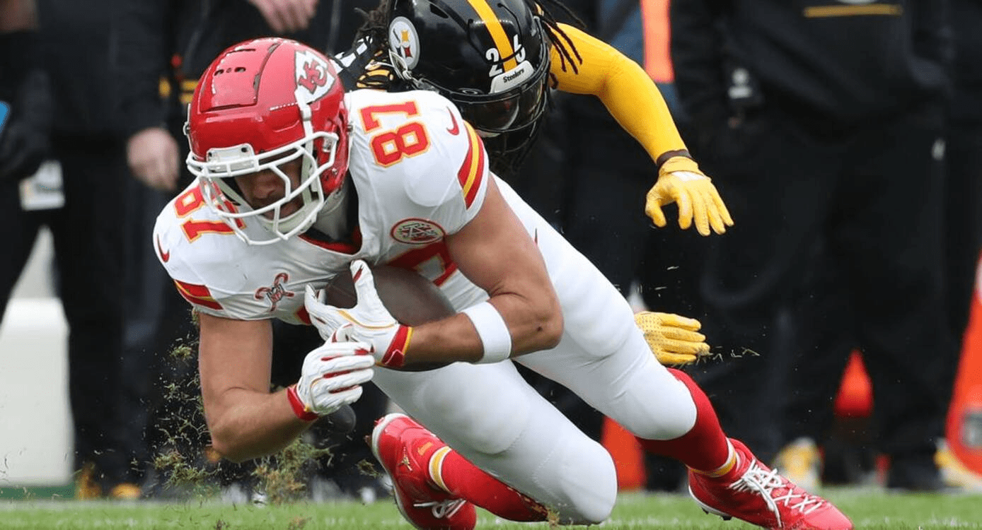 Travis Kelce Reaches 1,000 Career Receptions Milestone in Chiefs' Win Over Steelers