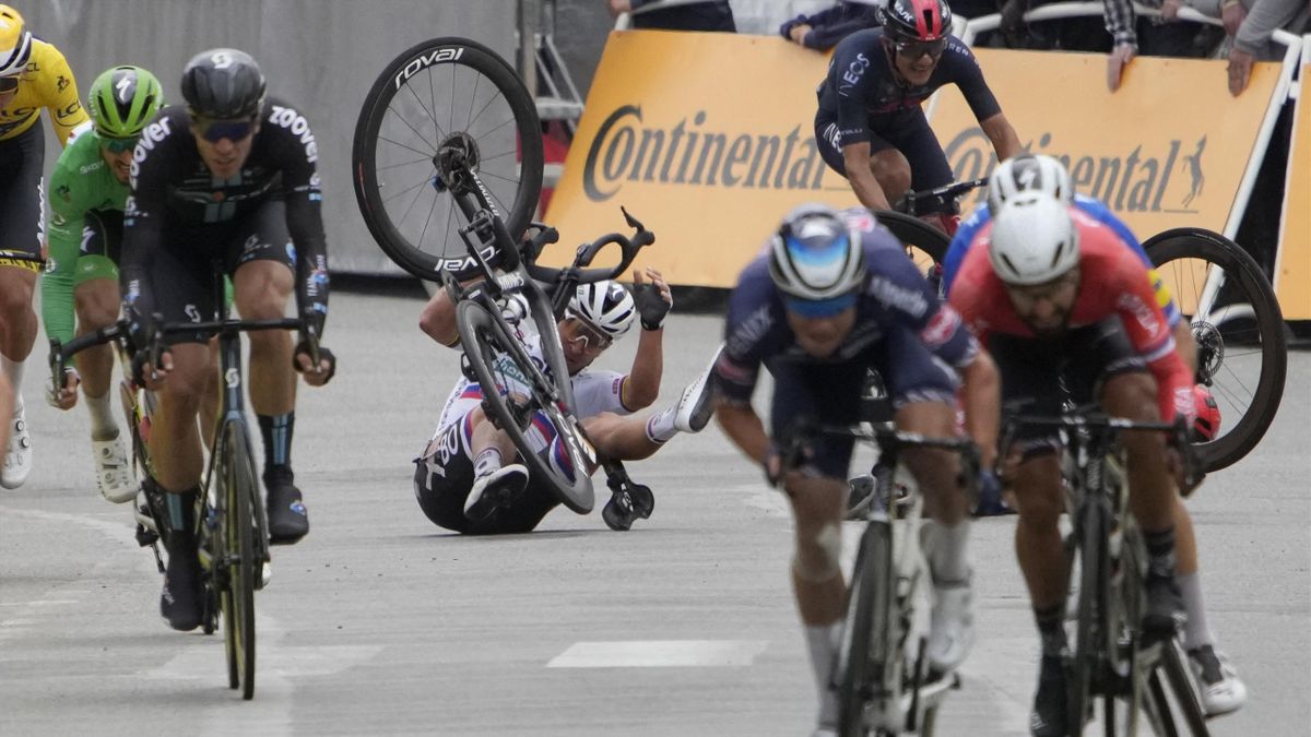 Safety Concerns Cast Shadow Over Tour de France Following Tragic Death of Swiss Cyclist Gino Mäder