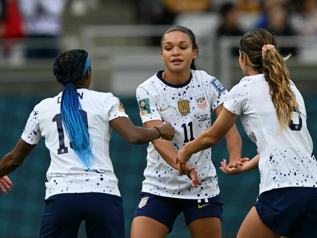 USWNT Advances to World Cup Knockout Stage with Draw Despite Lackluster Performance