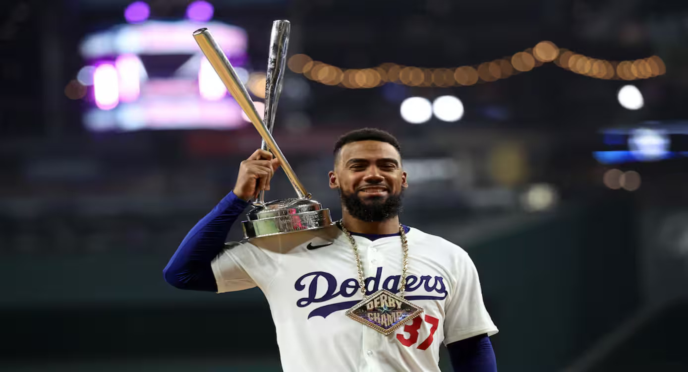 Dodgers Re-Sign Teoscar Hernández to Three-Year, $66 Million Deal to Bolster Championship Run