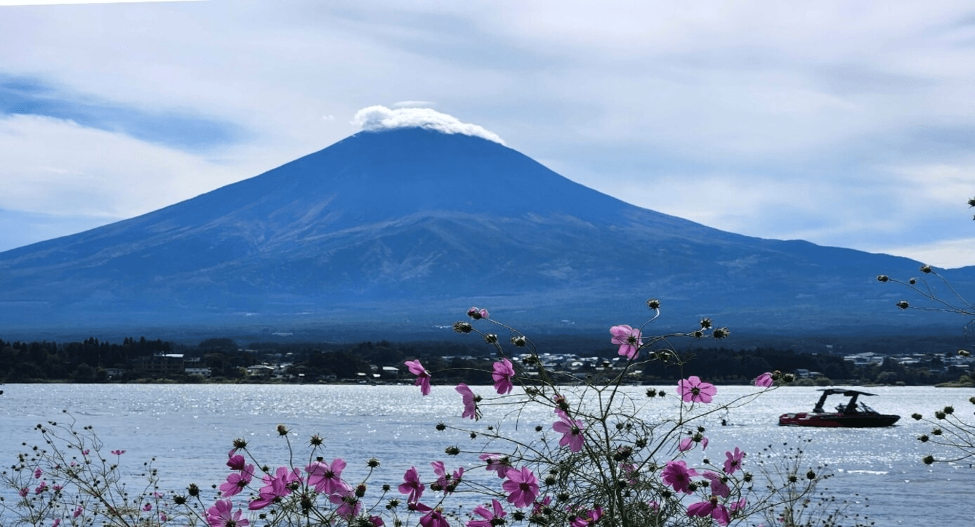 Unprecedented: Mt. Fuji Remains Snowless, Breaking 130-Year Record