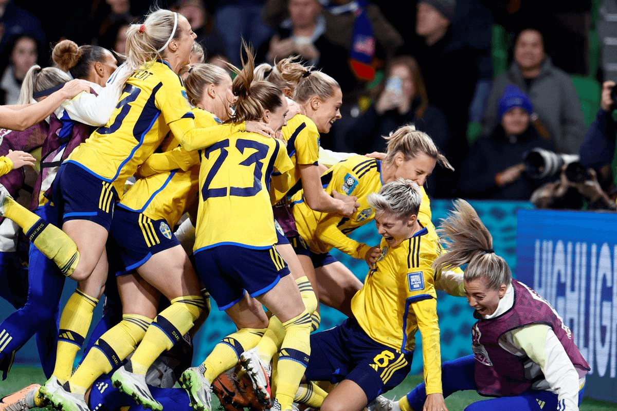 Sweden withstand Japan resurgence, triumph 2-1 against 2011 champions, paving the way for a semi-final clash with Spain.